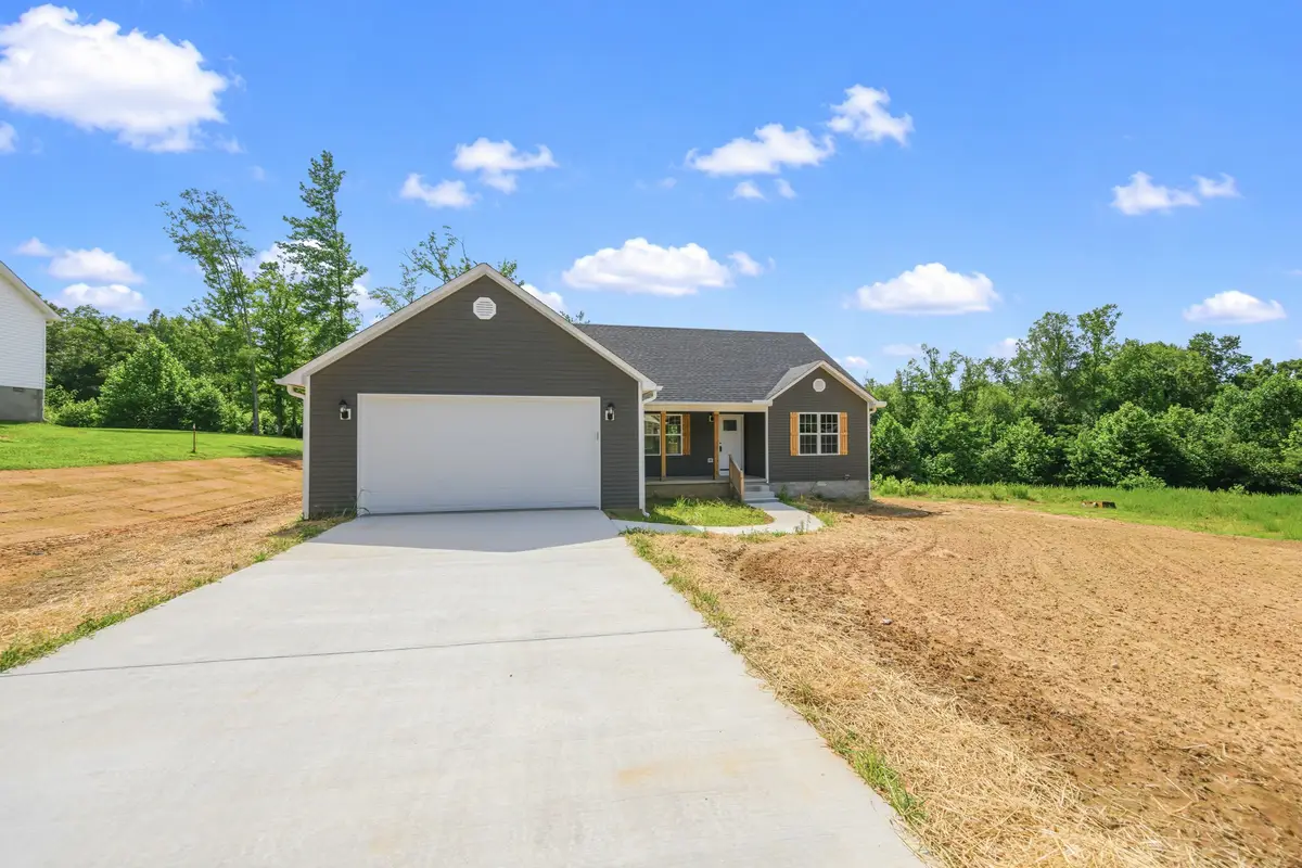 435 Old Huntingdon, Lexington, TN 38351 - #1