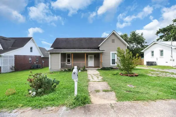 724 W Main St, Watertown, TN 37184 - #1