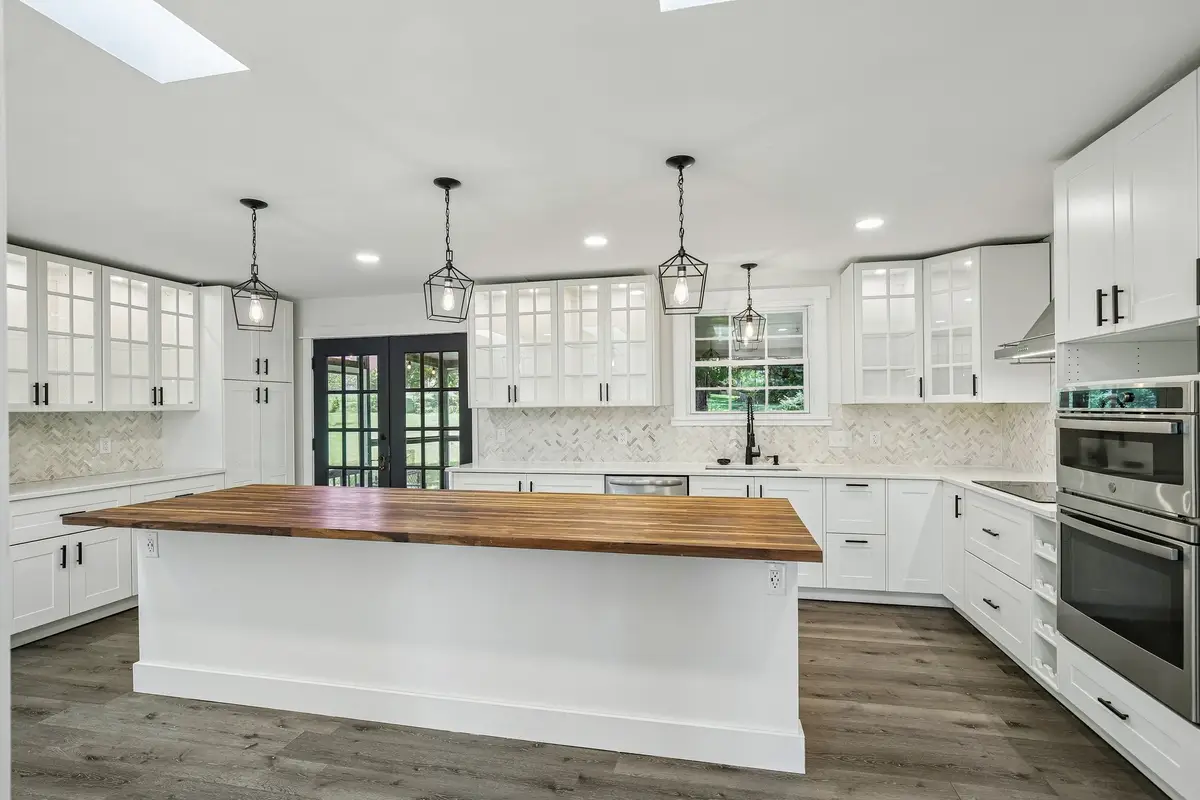 463 Walton Ferry Rd, Hendersonville, TN 37075 - #1