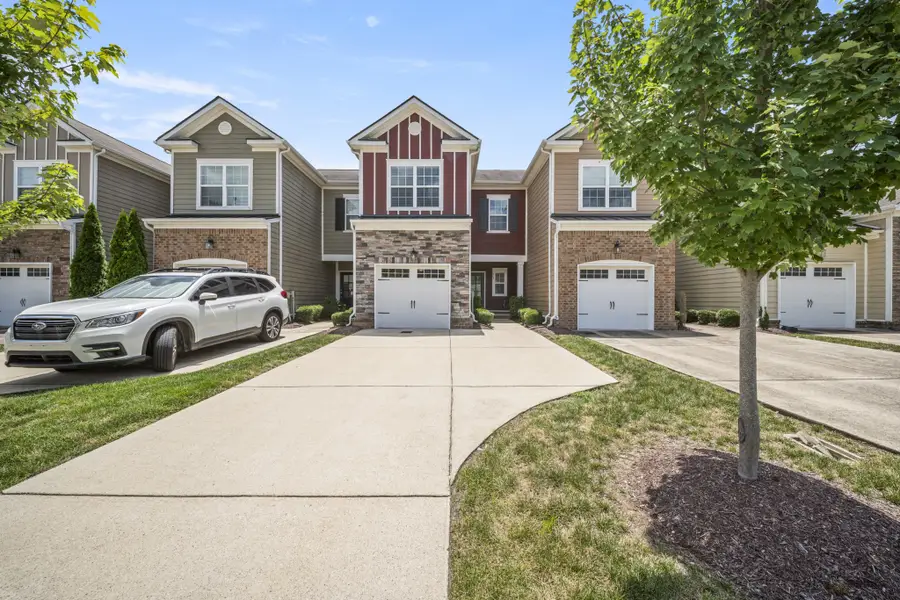 505 Shirebrook Cir, Spring Hill, TN 37174 - #2