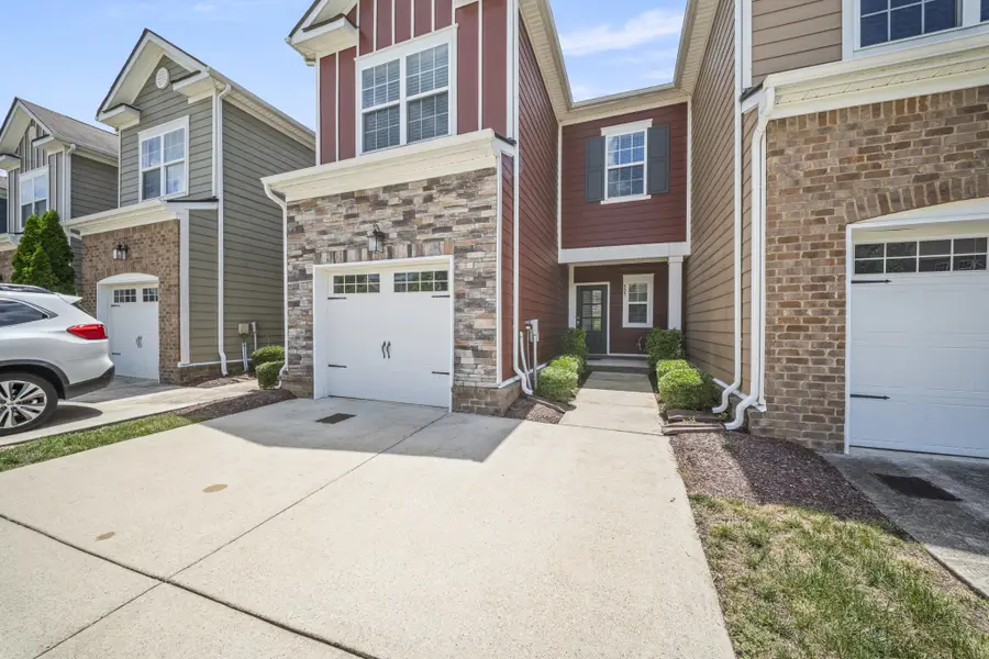 505 Shirebrook Cir, Spring Hill, TN 37174 - #3