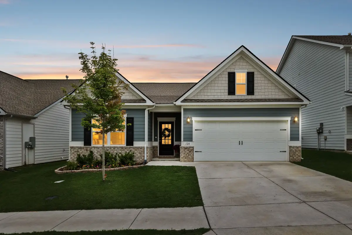 128 Gatwick Dr, Lebanon, TN 37087 - #1