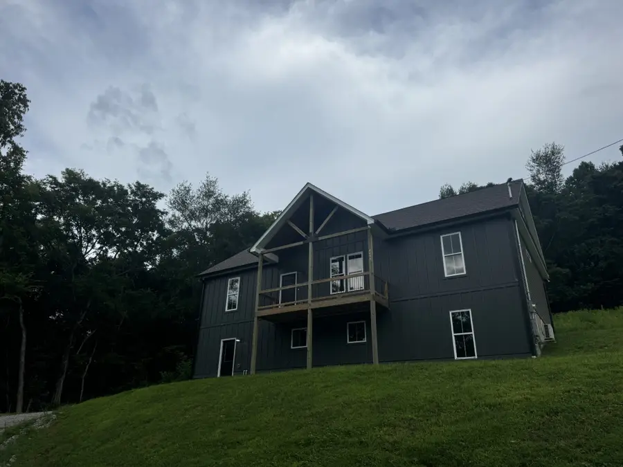 2055 Collier Rd, Lewisburg, TN 37091 - #2