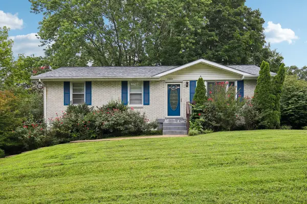 1008 Mayes Dr, Greenbrier, TN 37073