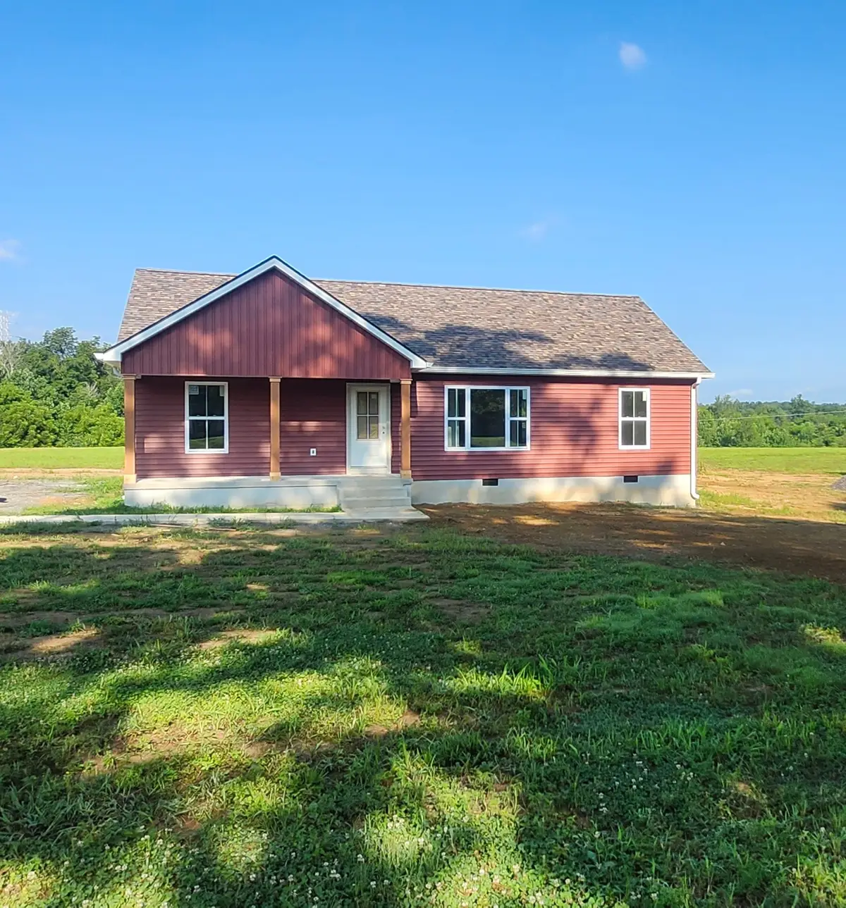325 Oakmere Ln, Lafayette, TN 37083 - #1