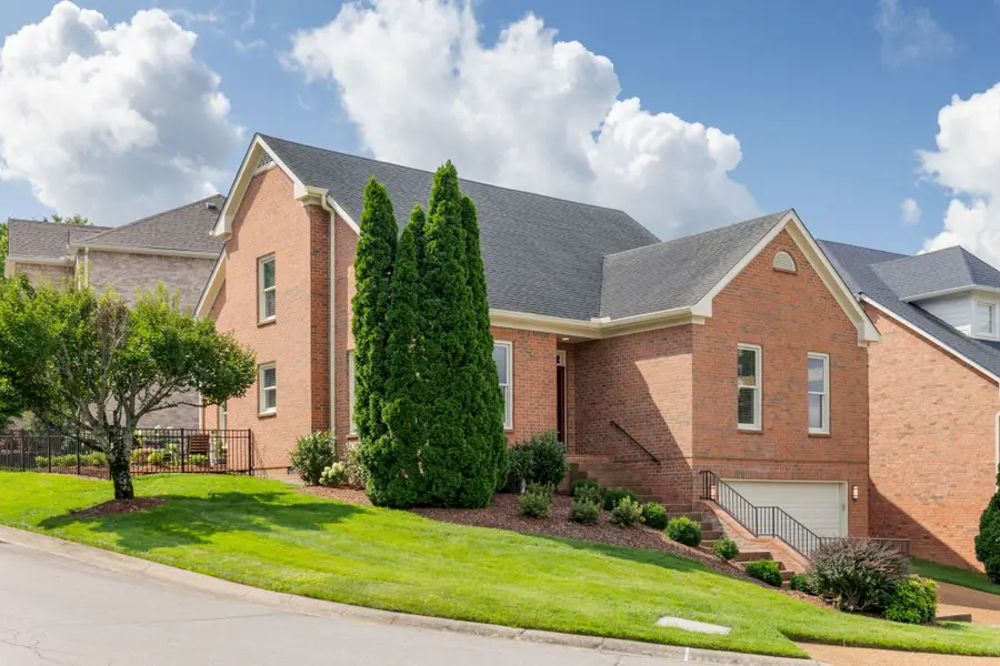 608 Cherry Glen Cir, Nashville, TN 37215 - #3