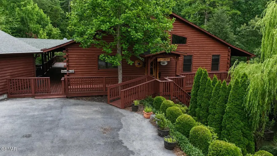 1665 Scenic Woods Way, Sevierville, TN 37876 - #3
