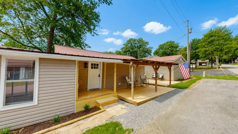 146 Lakeshore Dr, Springville, TN 38256 - #2