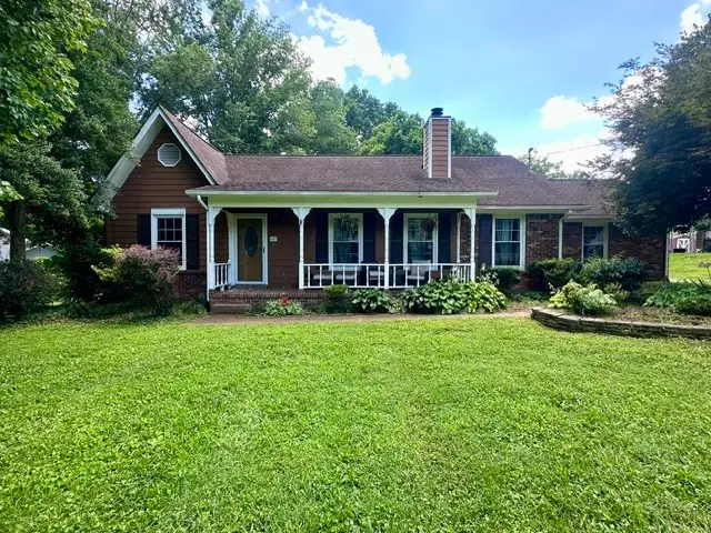 607 Cumberland Dr, Columbia, TN 38401 - #1