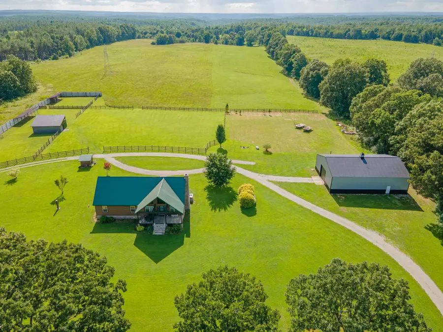 9533 Buttermilk Ridge Rd, Lawrenceburg, TN 38464 - #2