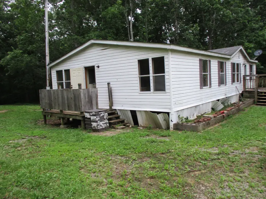 6448 Keys Branch Rd, Nunnelly, TN 37137 - #2