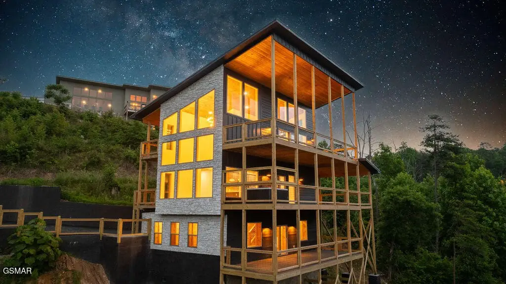 3225 Emerald Springs Loop, Sevierville, TN 37862 - #1