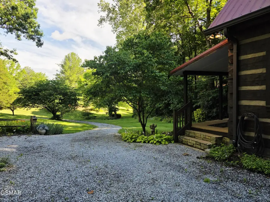 2824 Mary Ridge Farm Road, Sevierville, TN 37862 - #3