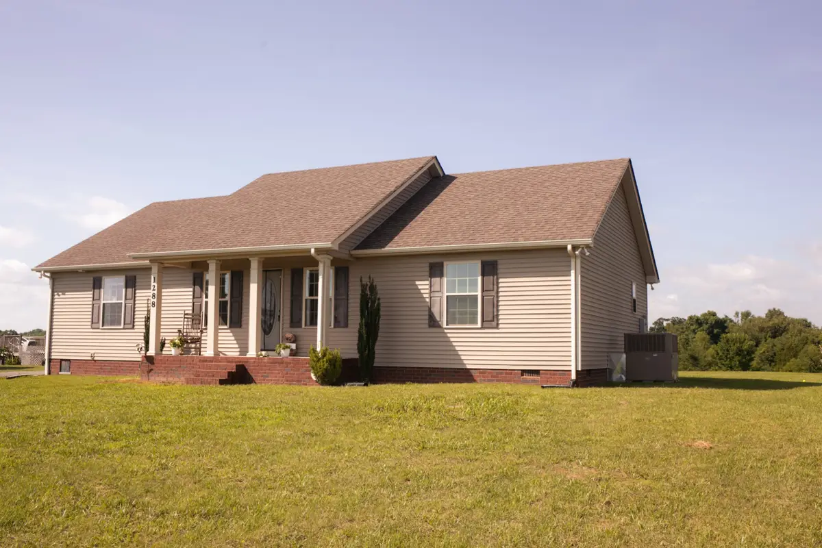 1288 Mount Olive Rd, Westmoreland, TN 37186 - #1