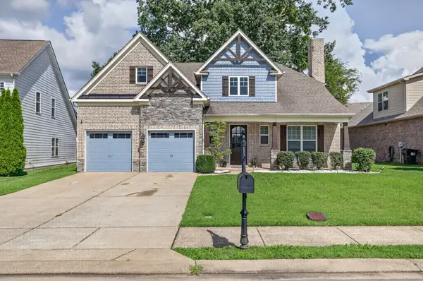 1109 Stockwell Dr, Murfreesboro, TN 37128