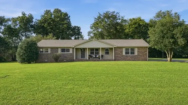 101 Royal Oak Dr, Winchester, TN 37398 - #2