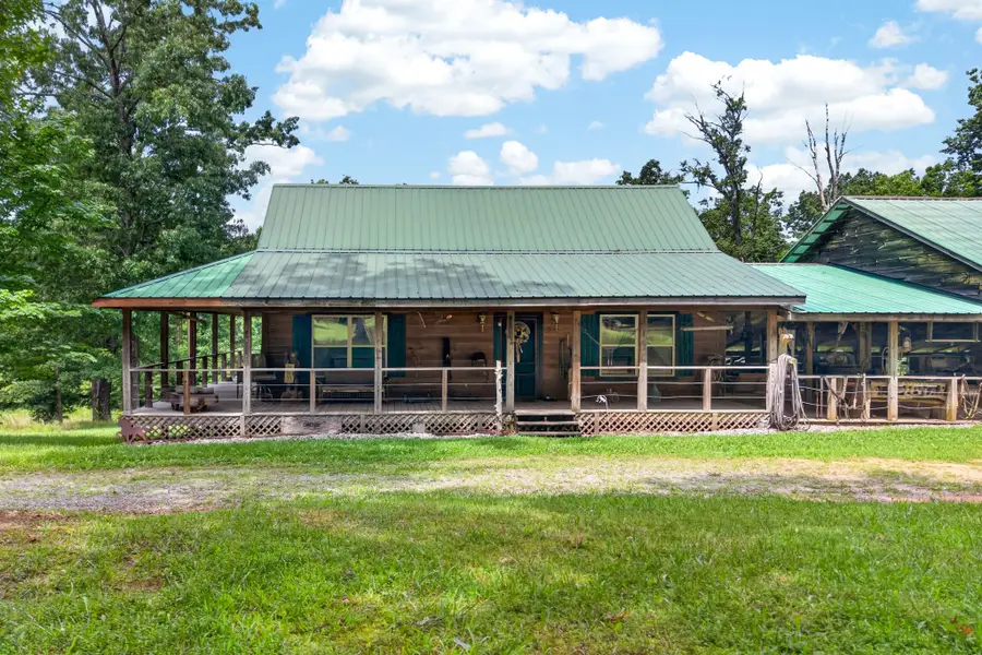 513 Valley Ridge Rd, Jamestown, TN 38556 - #3