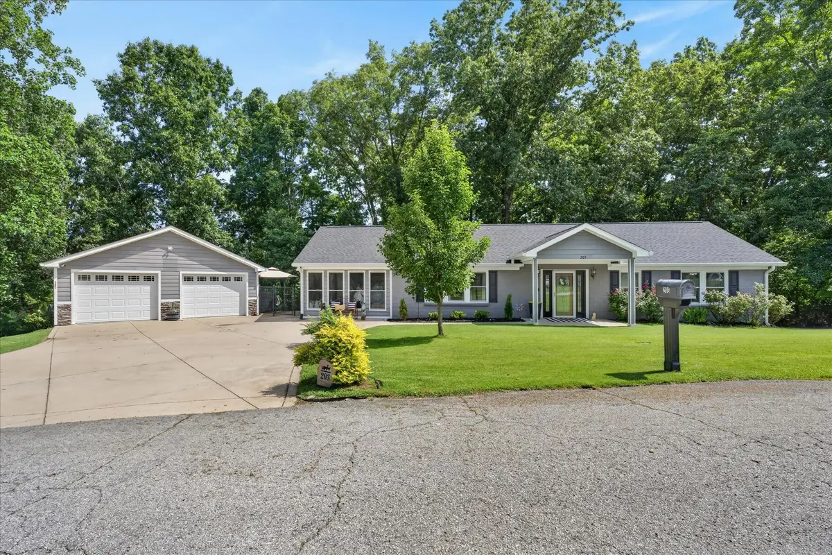 203 Shane Lee Cir, Dover, TN 37058 - #1