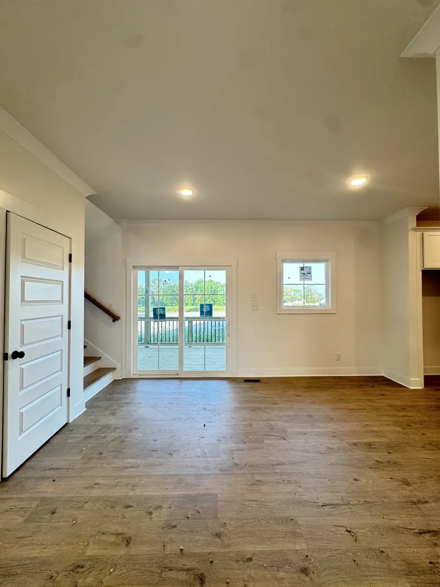 3162 E Old Ashland City Rd E, Clarksville, TN 37043 - #3