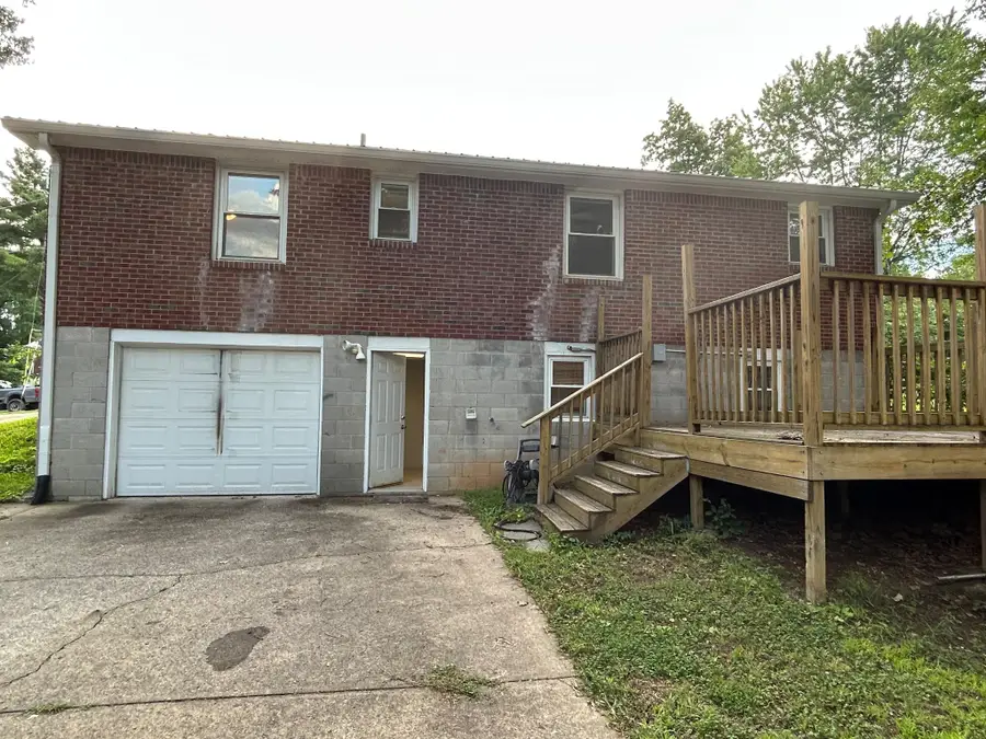 505 Ned Dr, Clarksville, TN 37042 - #2