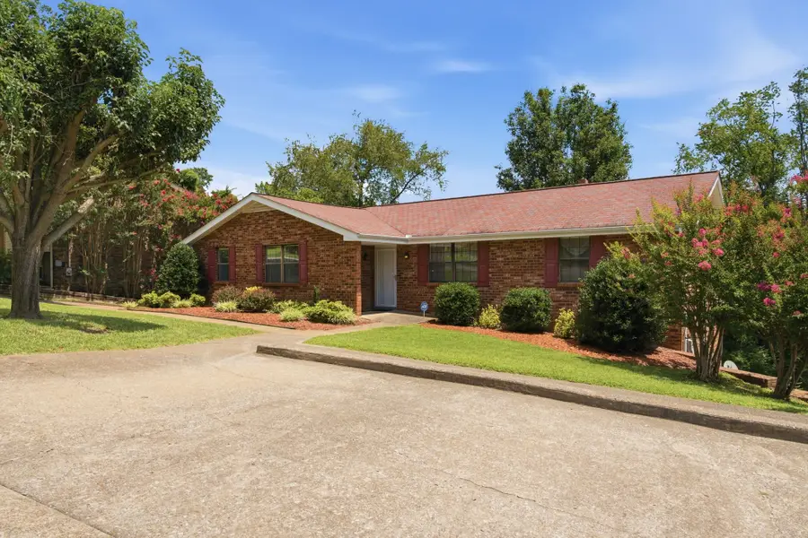 4778 A B Trenton Dr, Hermitage, TN 37076 - #3
