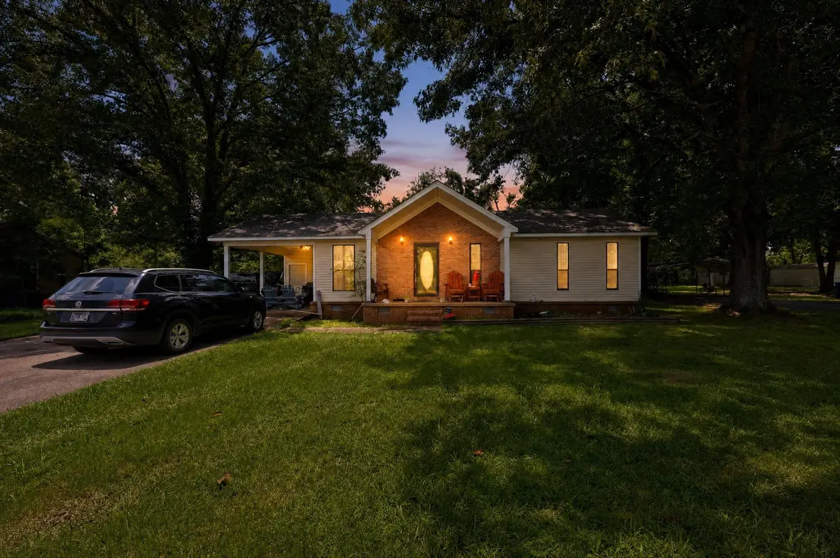 107 Garey Loop, Savannah, TN 38372 - #1