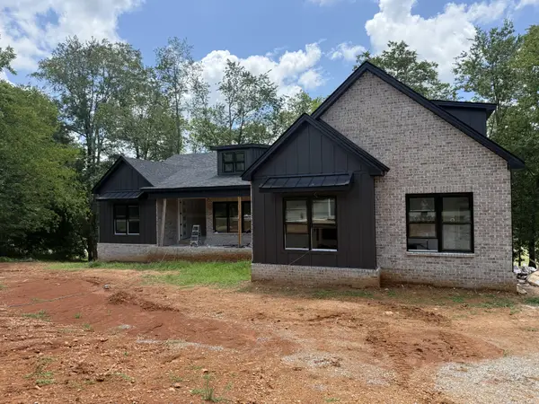 618 Indian Creek Rd, Cumberland Furnace, TN 37051