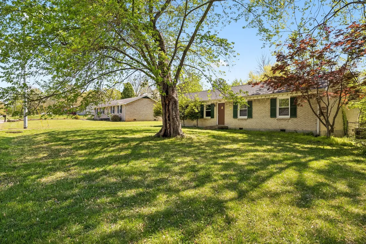 248 Pine Mountain Rd, Clarksville, TN 37042 - #1