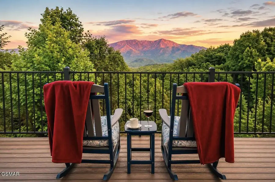 917 Wood Smoke Way, Gatlinburg, TN 37738 - #2