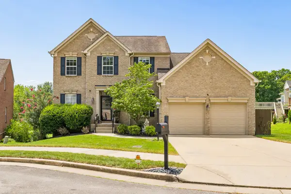 3572 Fair Meadows Dr, Nashville, TN 37211
