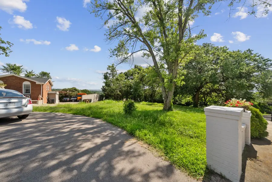 6537 Mercomatic Ct, Nashville, TN 37209 - #2