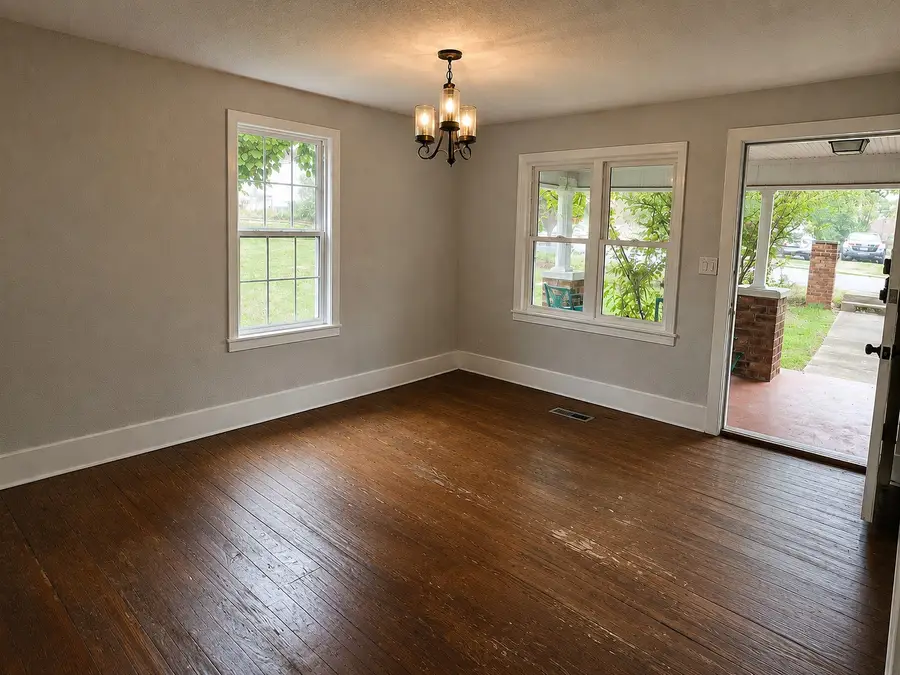2328 Batavia St, Nashville, TN 37208 - #2