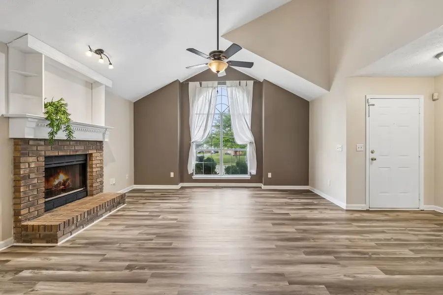 4304 Brackenwood Dr, Old Hickory, TN 37138 - #3