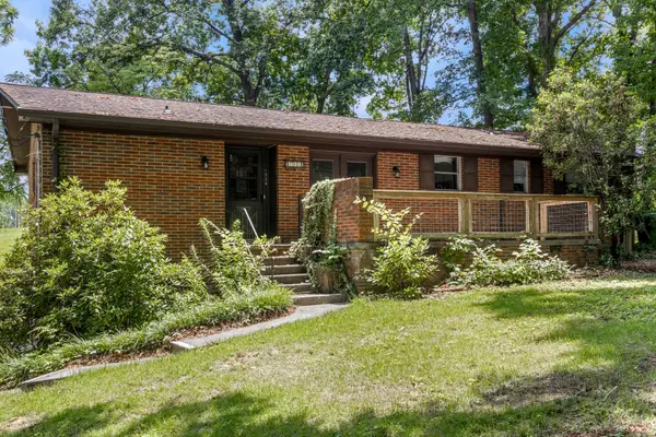 1534 Mcilvaine Drive, Maryville, TN 37803