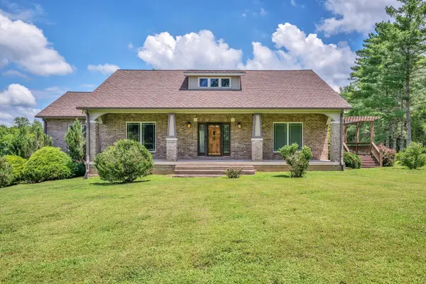 1249 White Road, Bon Aqua, TN 37025