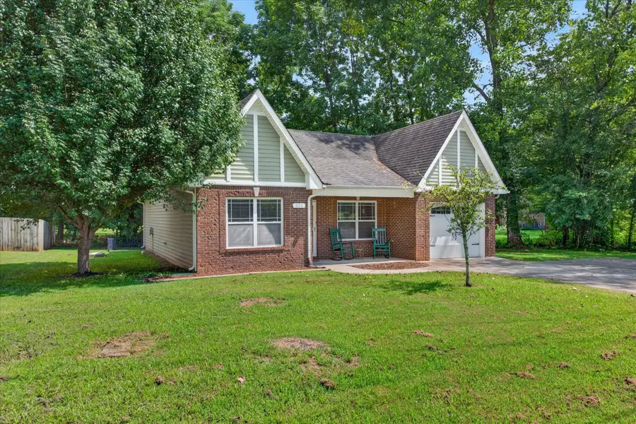808 Dunbar Cave Rd, Clarksville, TN 37043 - #2
