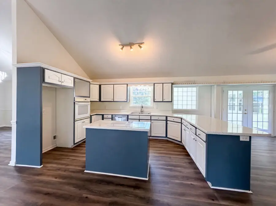 807 W Thompson Ln, Murfreesboro, TN 37129 - #2