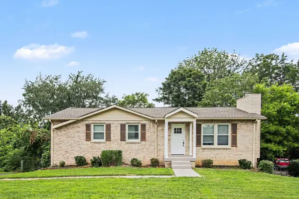 4844 Shshone Dr, Old Hickory, TN 37138