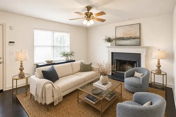 8217 Coley Davis Rd, Nashville, TN 37221