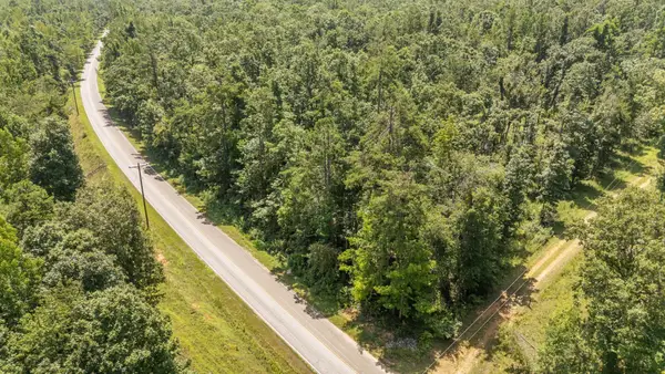 4440 Pyburns Dr, Savannah, TN 38372