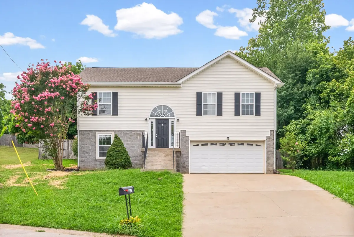 1114 Gunpoint Dr, Clarksville, TN 37042 - #1