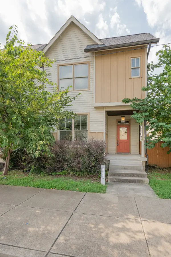 902 Cheatham Pl #A, Nashville, TN 37208