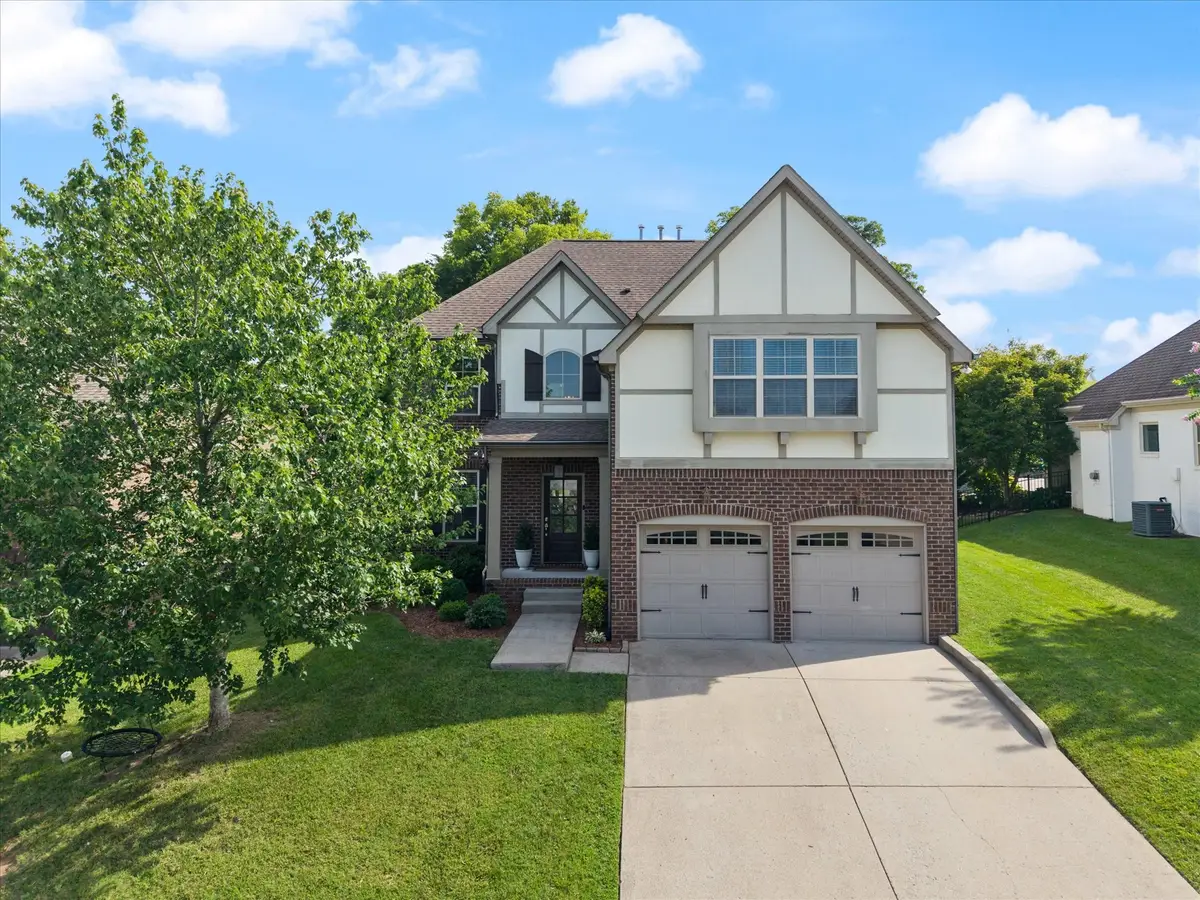 2204 Chantry Place Ln, Thompsons Station, TN 37179 - #1