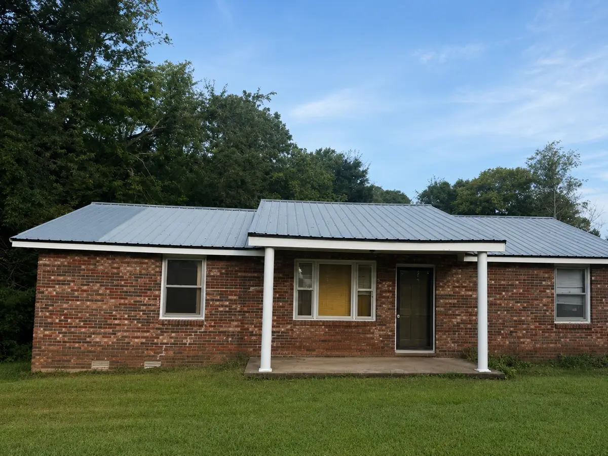 2365 Bearwallow Rd, Ashland City, TN 37015 - #1