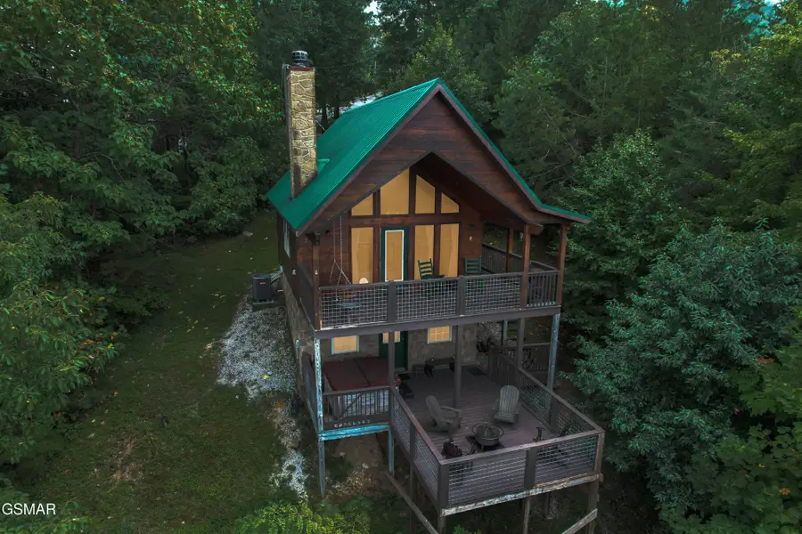3813 Glenview Way, Sevierville, TN 37862 - #2