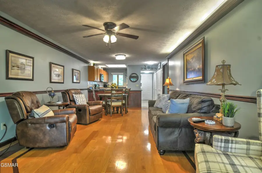3621 Householder Street #APT 6, Pigeon Forge, TN 37863 - #2
