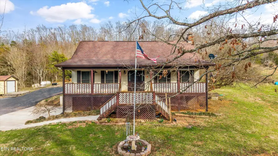 129 Pleasant Hill Rd, Sweetwater, TN 37874 - #2