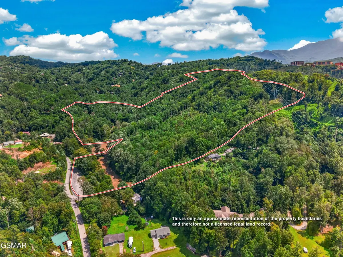 264 Beech Branch Rd, Gatlinburg, TN 37738 - #1