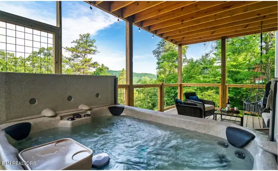 3325 Grouse Ridge Lane, Sevierville, TN 37862 - #3
