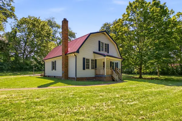700 Wallace Rd, Gallatin, TN 37066
